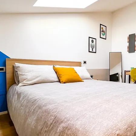 ゲストハウス Alfea Deluxe Loft & トレント