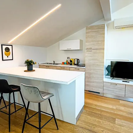 Alfea Deluxe Loft &