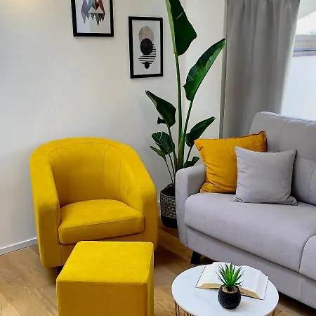 Alfea Deluxe Loft & بيت ضيافة 3*