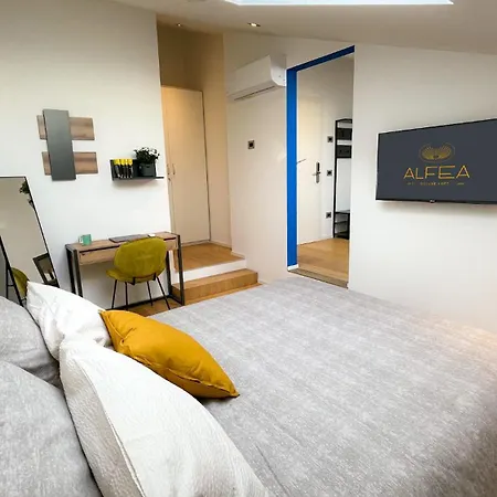 Alfea Deluxe Loft & Guest house 4*