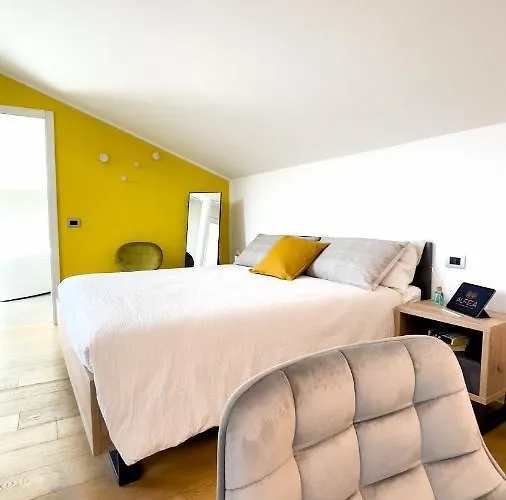 بيت ضيافة Alfea Deluxe Loft & 4*